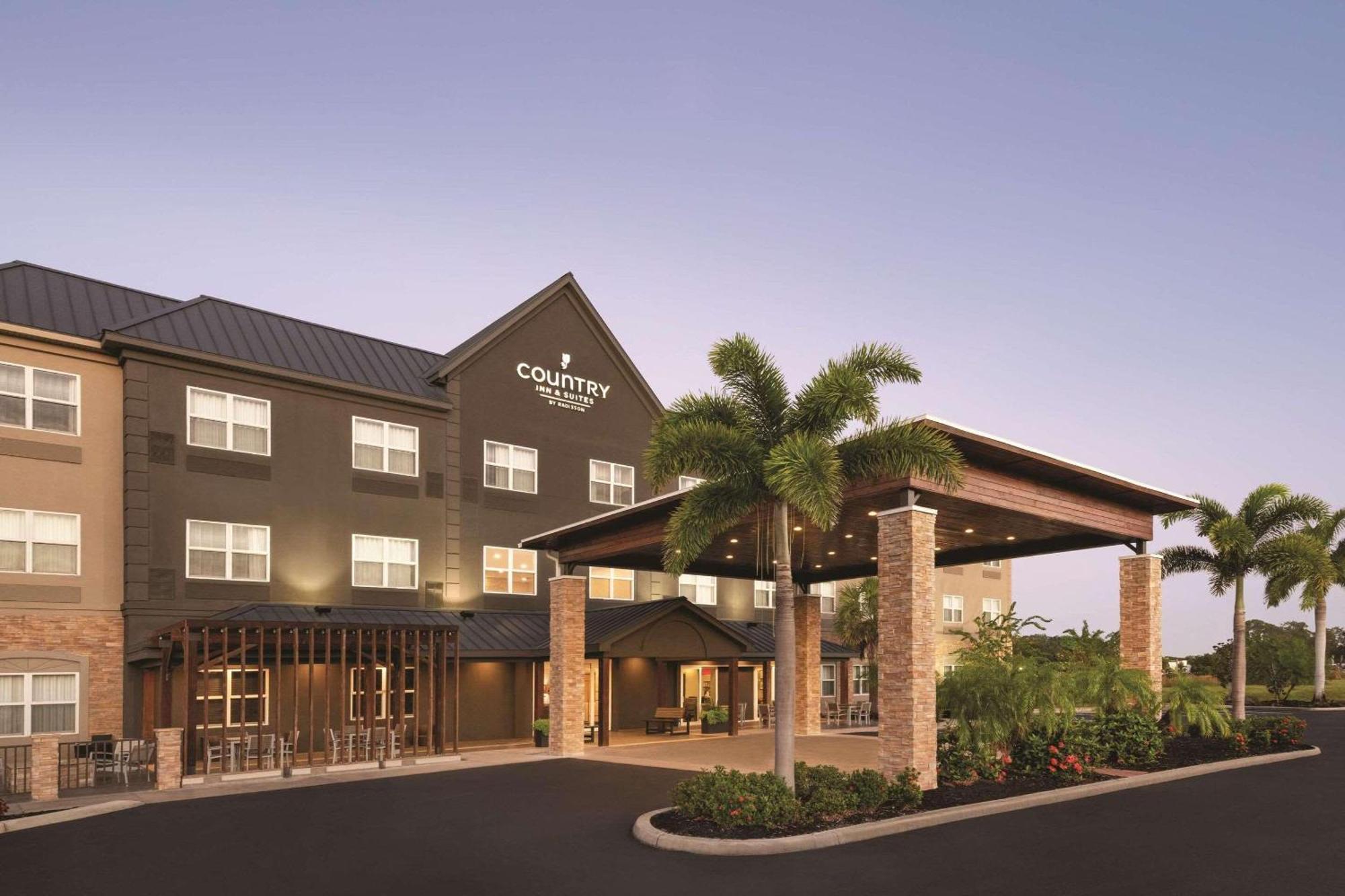 Country Inn & Suites By Radisson, Bradenton-Lakewood-Ranch, Fl Dış mekan fotoğraf